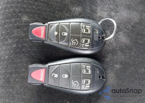 2016 Dodge Grand Caravan Sxt z USA, uszkodzony, nr VIN 2C4RDGCG2GR318070